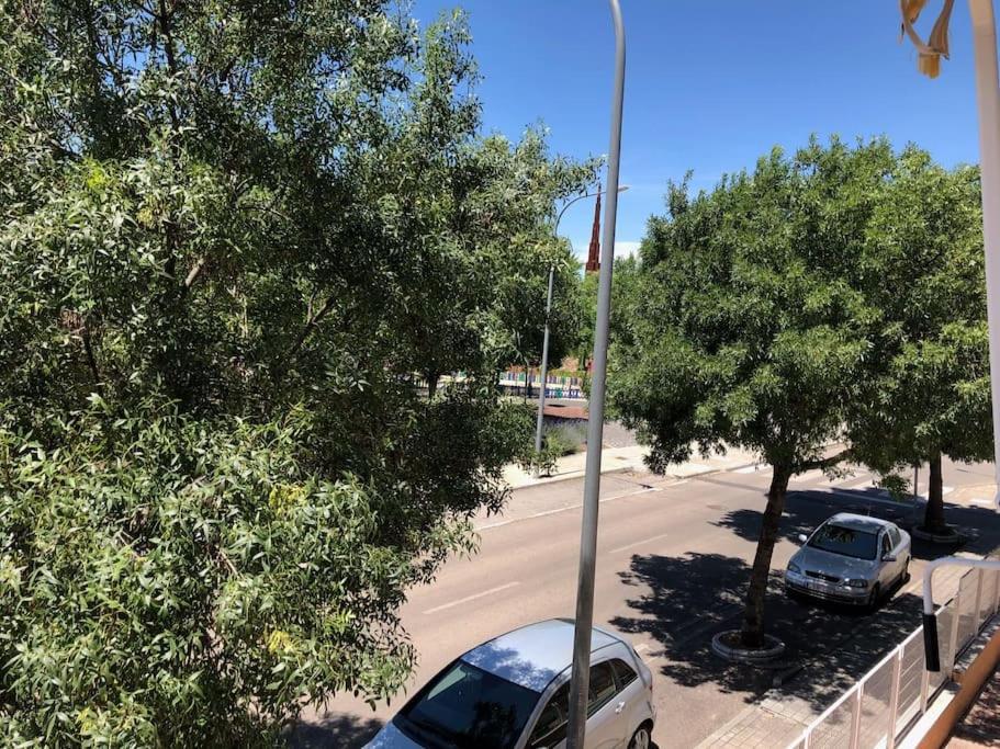 Vut El Parque -Con Piscina En Verano - Aparcamiento En Calle Y Parking Gratis En El Centro Сьюдад-Реаль Экстерьер фото